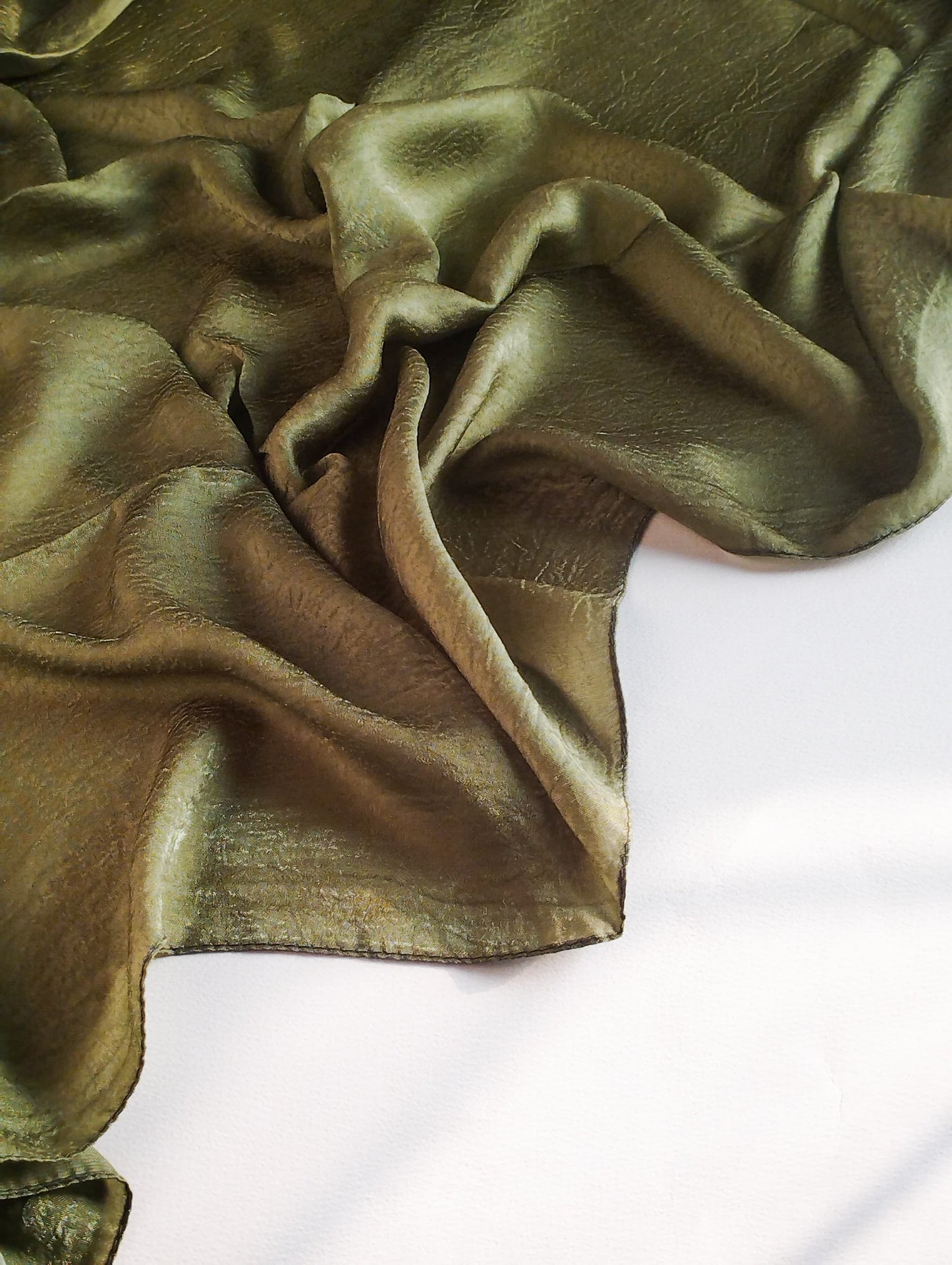 Premium Velvet Silk - Thatch Green