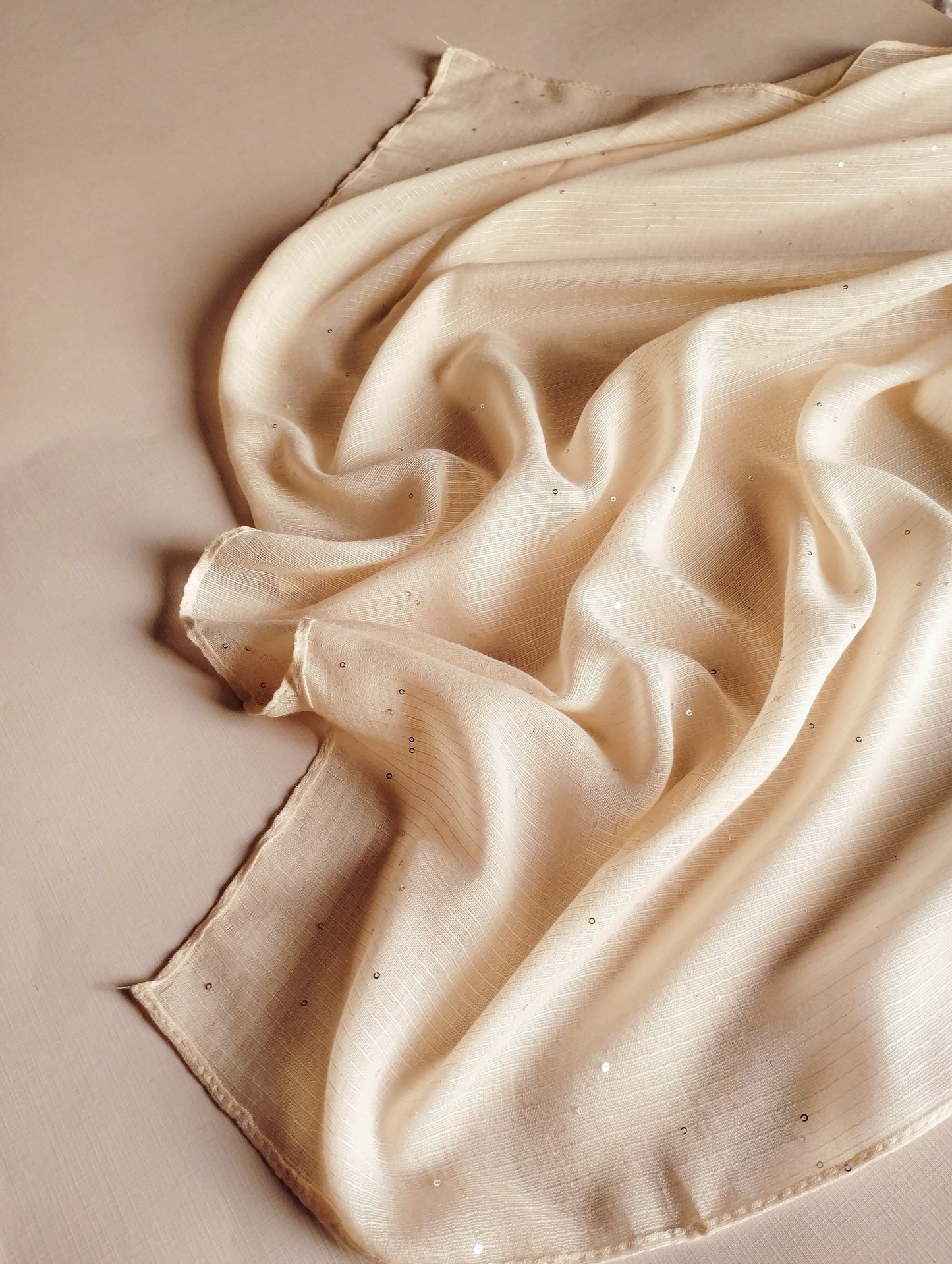 Sequin Mist - Pearl White